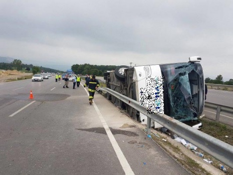 Samsun'da askerleri taşıyan otobüs kaza yaptı