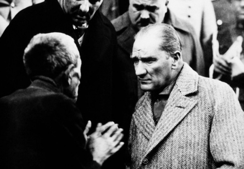 Ulu Önder Mustafa Kemal Paşa'ya Atatürk'ten önce önerilen 13 soyadı