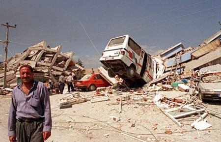 Marmara Depremini Unutmadık !