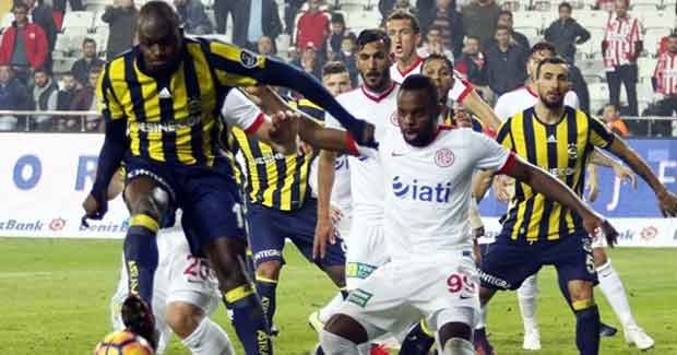 Fenerbahçe Antalyaspor'a mağlup oldu