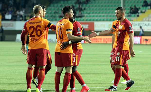 Galatasaray Alanyaspor'u 3-2 mağlup etti