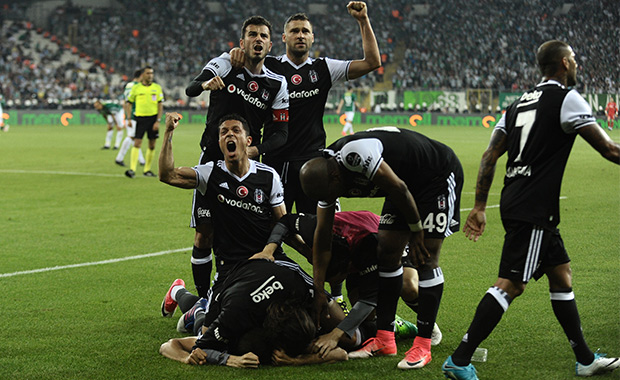 Quaresma Bursaspor Beşiktaş maçında tartışılan isim oldu