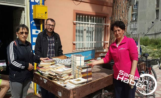 Bafra'da kitaplar okullara bağışlandı