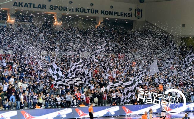 Beşiktaş taraftarından Burak Yılmaz’a tepki