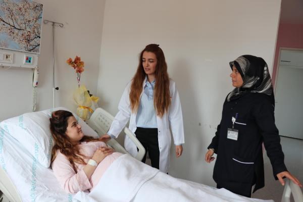 Samsun'da riskli hamileliklere Nihal Şahin Uysal bakıyor