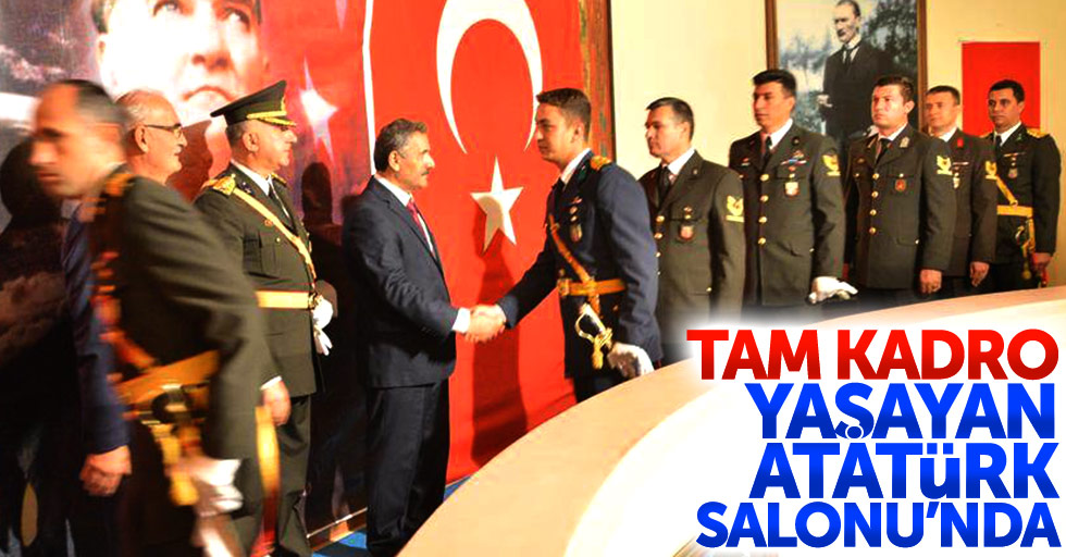 Samsun Yaşayan Atatürk Salonu'nda Zafer Bayramı