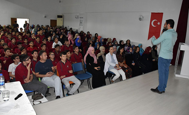 Samsun'da öğrencilere motivasyon semineri