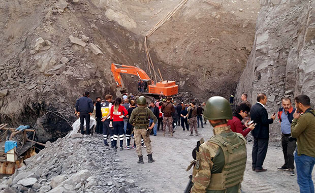 Maden ocağında göçük: 6 ölü
