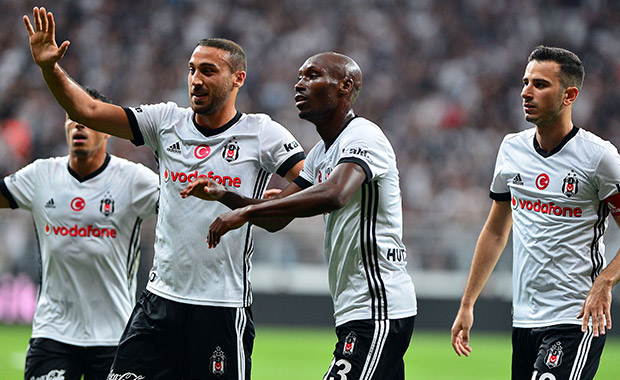 Beşiktaş Akhisarspor maçı ile hafta başlıyor