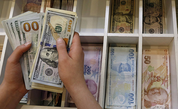 Dolar Türk Lirası karşısında yükselişini sürdürüyor