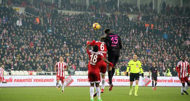 Galatasaray Sivas’ta mağlup oldu