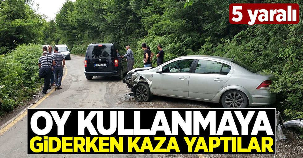 Samsun'da oy kullanmaya gidenler kaza geçirdi: 5 yaralı