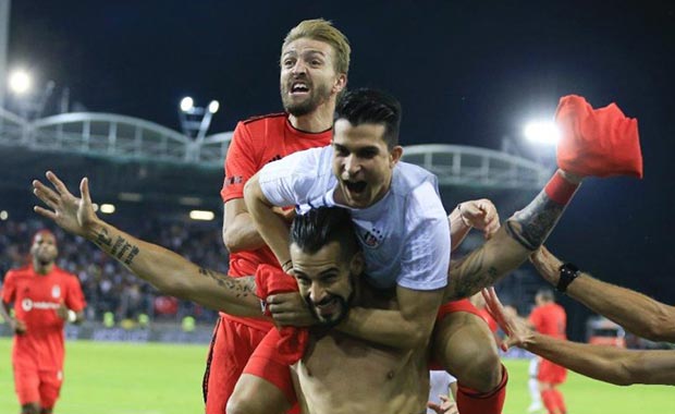Beşiktaş Erzurumspor deplasmanında sahaya çıkıyor