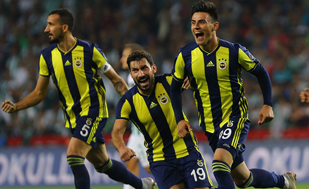 Fenerbahçe Sivasspor deplasmanında sahaya çıkıyor