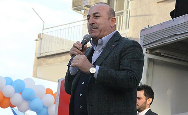 Bakan Çavuşoğlu: FETÖ'cülerin ensesindeyiz