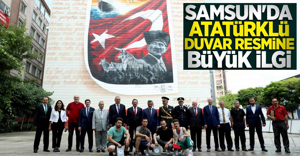 Samsun'da Atatürklü duvar resmine büyük ilgi