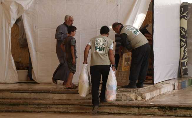 Suriyeli sivillere hijyen paketi dağıtıldı