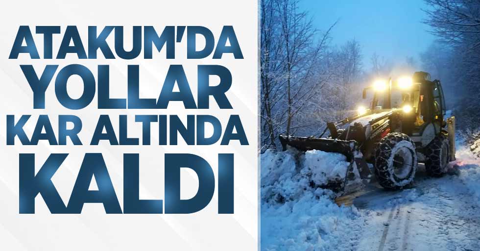 Atakum'da yollar kar altında kaldı! Belediye ekipleri karla mücadele ediyor