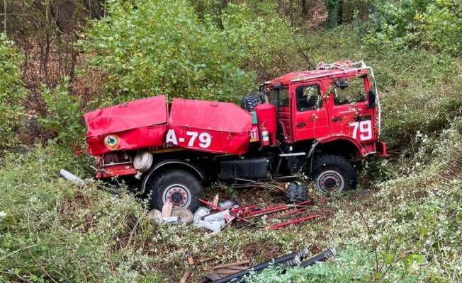 İzmir’de orman yangını ihbarına giden arazöz kaza yaptı: 4 yaralı