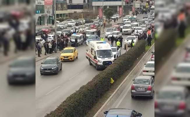 İzmir’de otomobilin çarptığı yaşlı kadın hayatını kaybetti