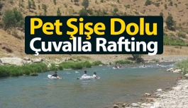 Pet Şişe Dolu Torbayla Rafting
