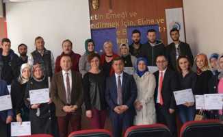 Samsun'da Uygulamalı Girişimcilik Eğitimi sertifika töreni