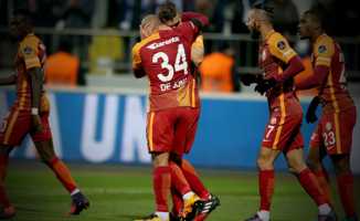 Galatasaray Osmanlıspor karşısında sahaya çıkıyor