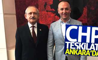 CHP'li Akcagöz referandum raporunu Kemal Kılıçdaroğlu'na verdi