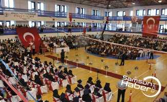 OMÜ'den 225 öğrenci daha mezun oldu
