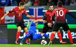 Türkiye İzlanda maçı hangi kanalda saat kaçta?