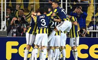 Fenerbahçe Sivasspor'u konuk ediyor