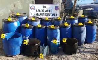Amasya'da 3 bin 291 litre kaçak içki ele geçirildi