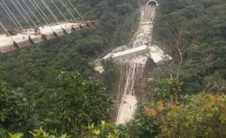 Kolombiya'da köprü çöktü: 10 ölü