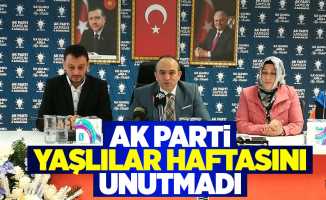 AK Parti Yaşlılar Haftasını unutmadı