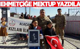 Samsunlu öğrenciler Afrin'deki Türk askerine mektup yazdı