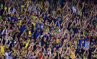 Fenerbahçe taraftarının 'Güneş' tezahüratı