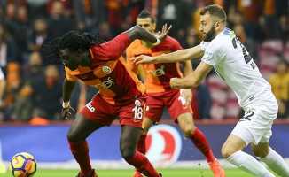 Galatasaray Akhisarspor deplasmanında sahaya çıkıyor