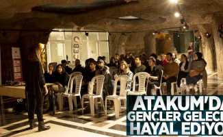 Atakum'da gençler geleceği hayal ediyor