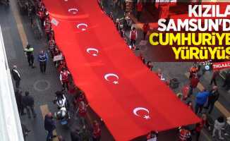 Kızılay Samsun'dan Cumhuriyet yürüyüşü 