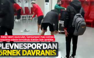 Rakip takım oyuncuları, Samsunspor maçı sonrası soyunma odasını temizleyip statdan öyle ayrıldılar...  Plevnespor'dan ÖRNEK DAVRANIŞ